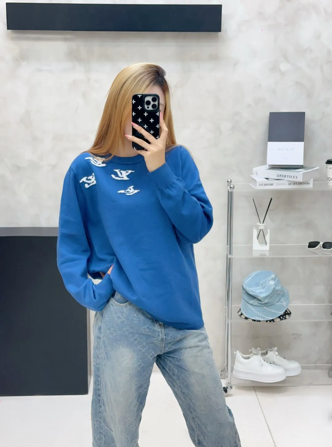 Louis Vuitton/